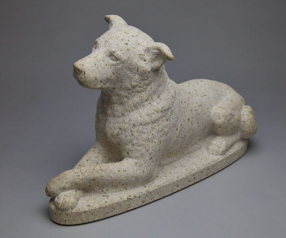 チャイちゃん 伏せポーズ | 彫刻家 深谷直之