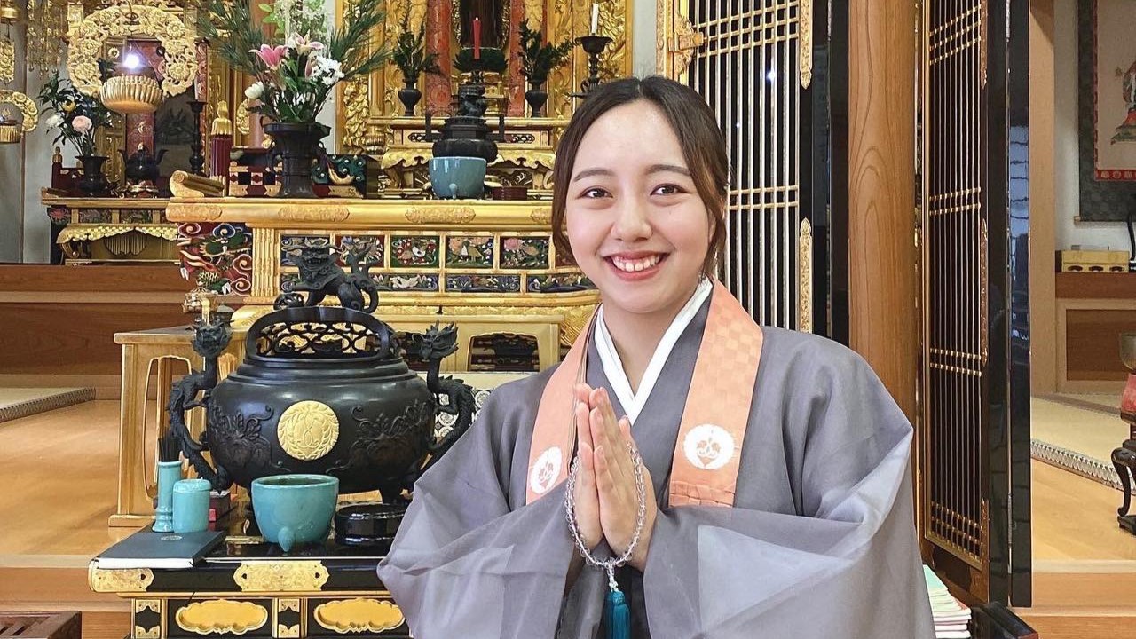 法衣袈裟インタビュー】浄土真宗本願寺派 光明寺 釈優希さん