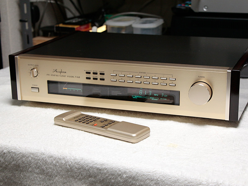 高精度FMチューナーいいです！ Accuphase T-108