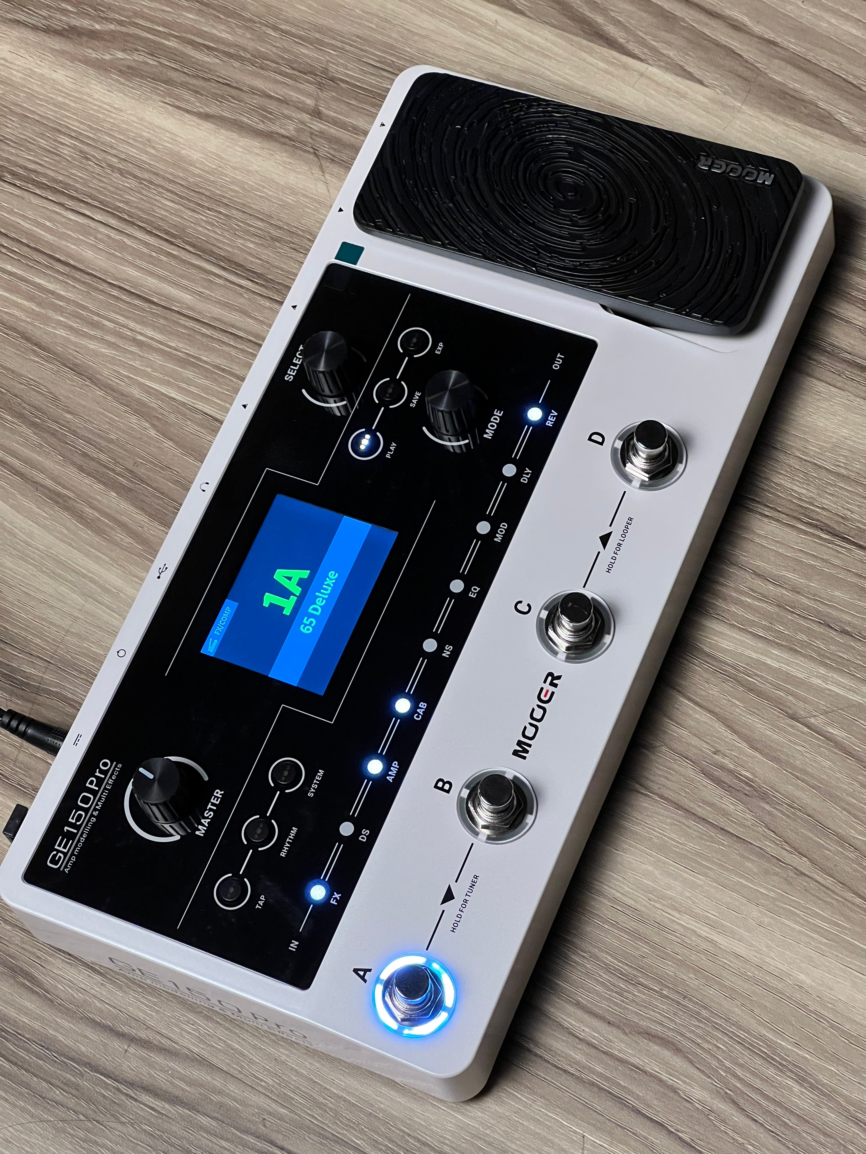 Mooer GE-150 Pro Guitar Multi-Effects Processor – nafiriguitar.com