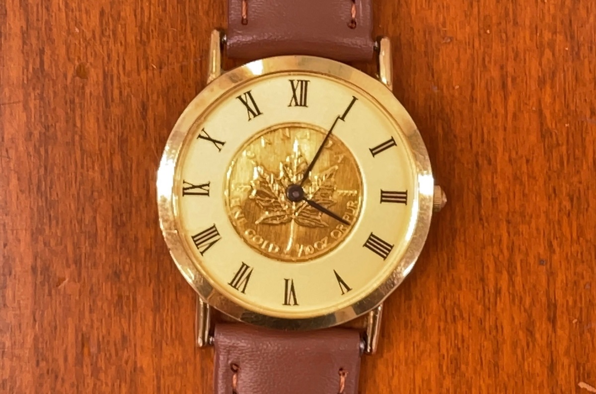 メイプルリーフ金貨埋込1/4oz腕時計スイスNivada社30年以上前の古