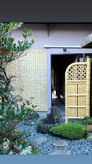 袖垣 | 建仁寺垣・竹垣の専門店 長岡銘竹