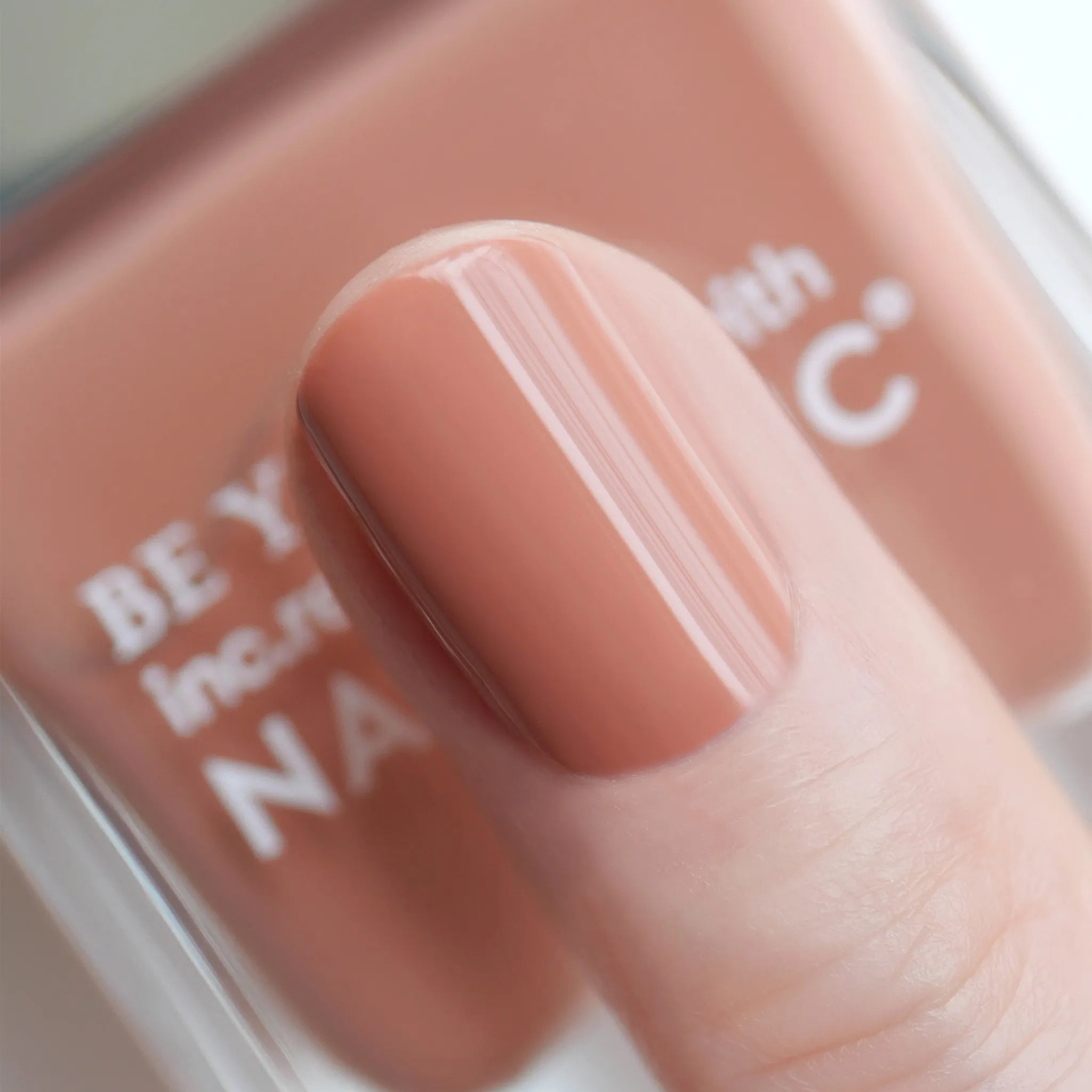 コージー クチュール バウンド トゥ ザ ブック | NAILS INC （ネイルズ