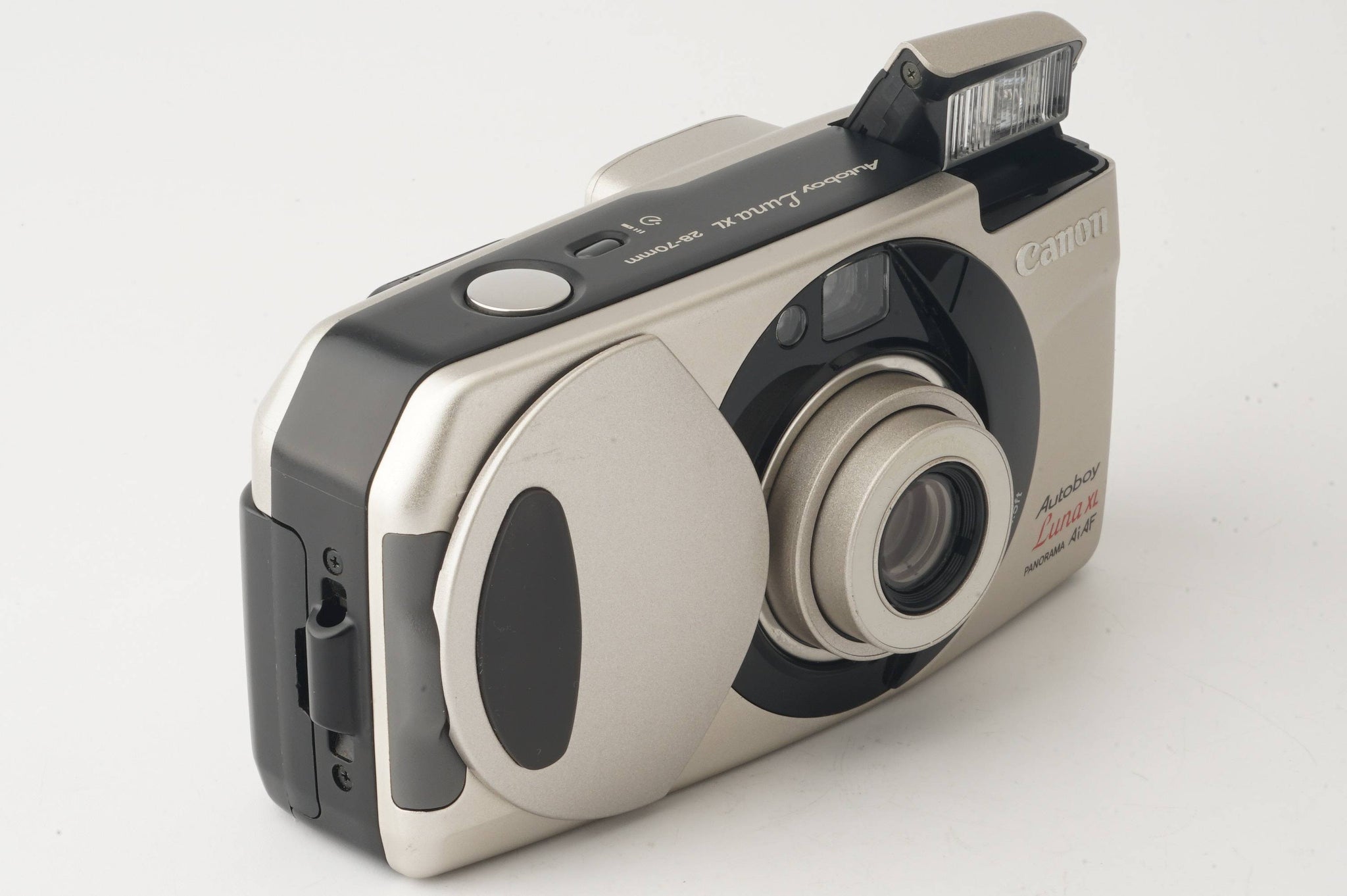 Canon Autoboy Luna XL PANORAMA / ZOOM 28-70mm f/5.6-7.8 – Natural