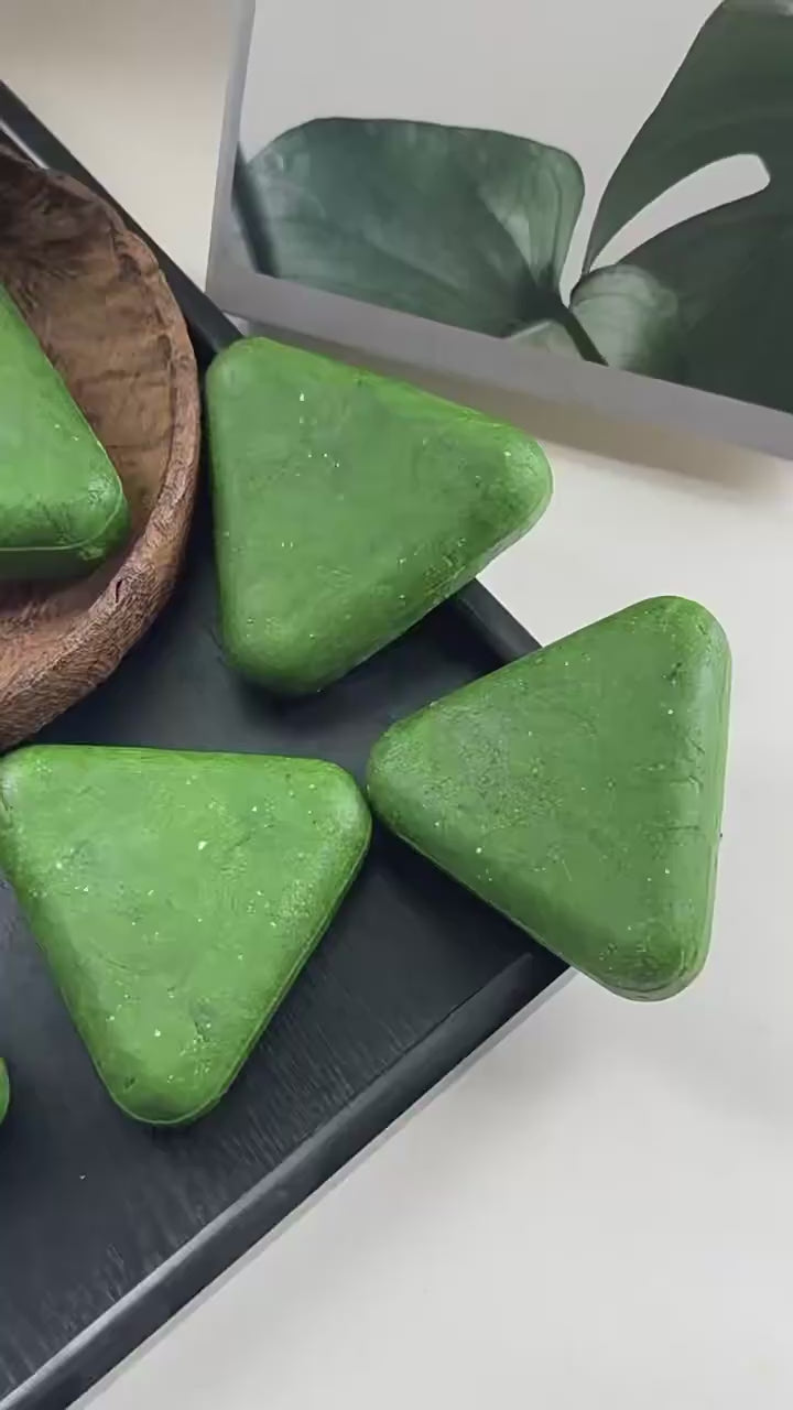 Nature Seven Beauty – Green Herb Shampoo Bar