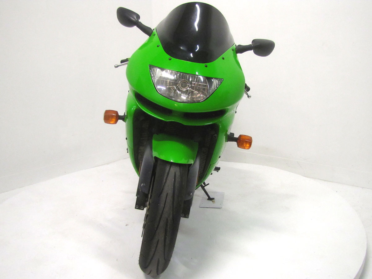 1998 Kawasaki ZX9R Ninja - National Motorcycle Museum