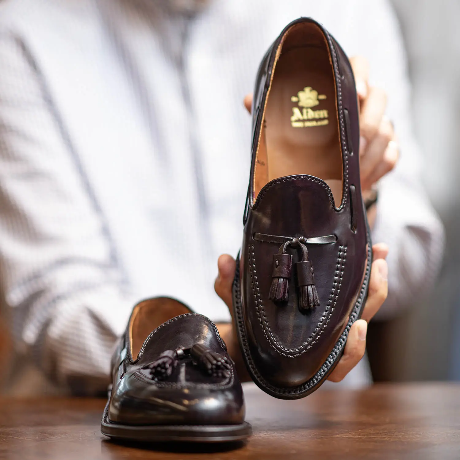 オールデン 563 Tassel Moccasin コードバン バーガンディー
