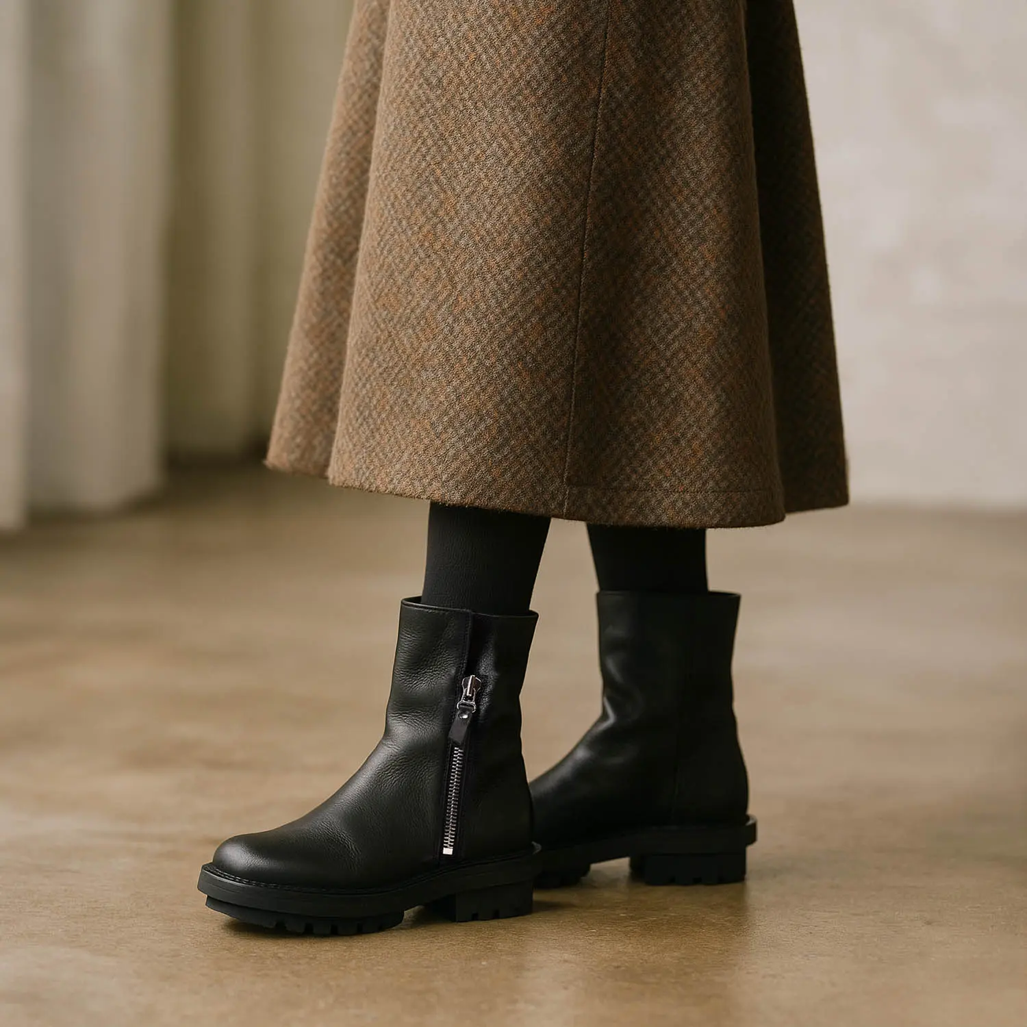 トリッペンDEER WAWブラック｜ロールダウン可能な万能ブーツ