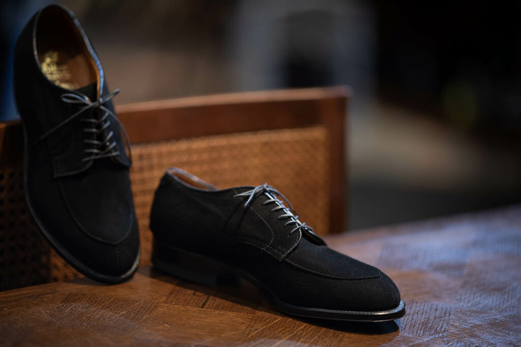 オールデン 54357 別注Vチップ カーフスウェード Black | Shoes Salon