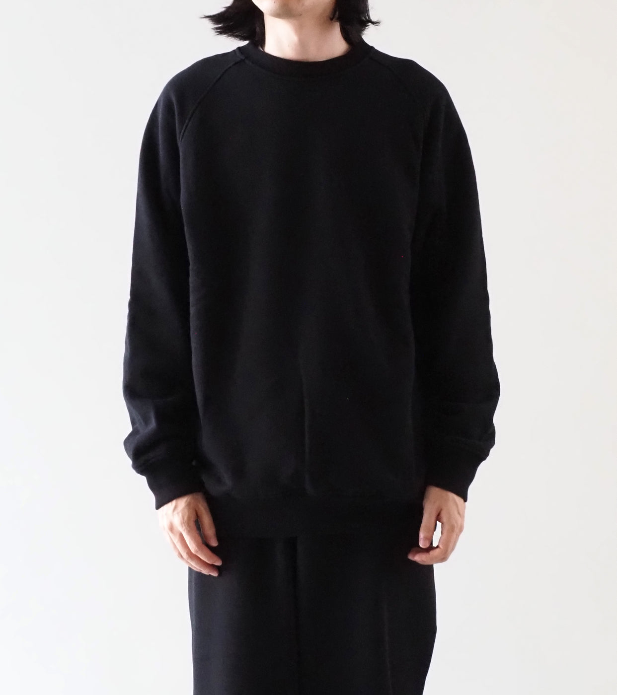COMOLI コットン 裏毛 クルーネック, Black – Navyblue