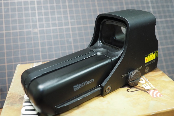 ホロサイト EOTech】実物 EOTech 552.A65 レビュー | なぜベストを