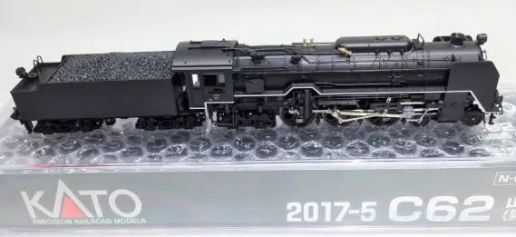 C62 山陽形（呉線）が入線しました。そして整備も KATO 2017-5