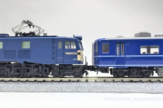 EF58 後期形大窓ブルー 入線です。KATO 3020-1 | NGaugeJP - 横濱模型