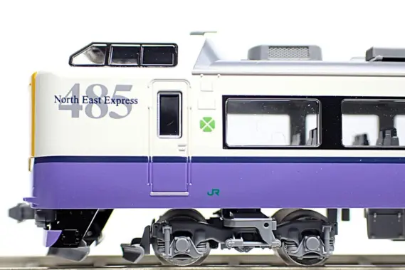 485系3000番代「白鳥」盛アオA6編成（床下グレー）が入線です。 TOMIX