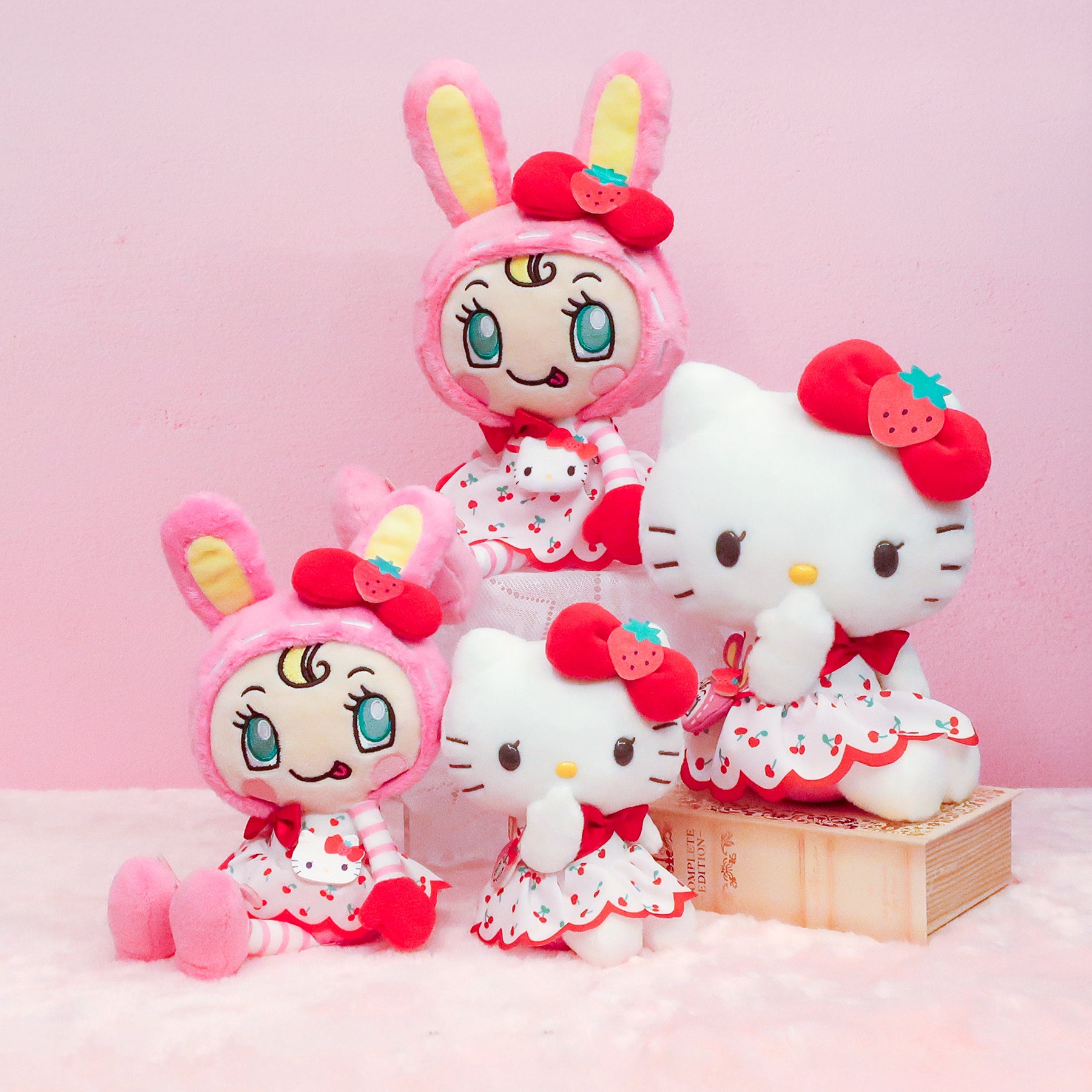 Mezzo Piano × Hello Kitty ぬいぐるみ【全2種】 – nipopo