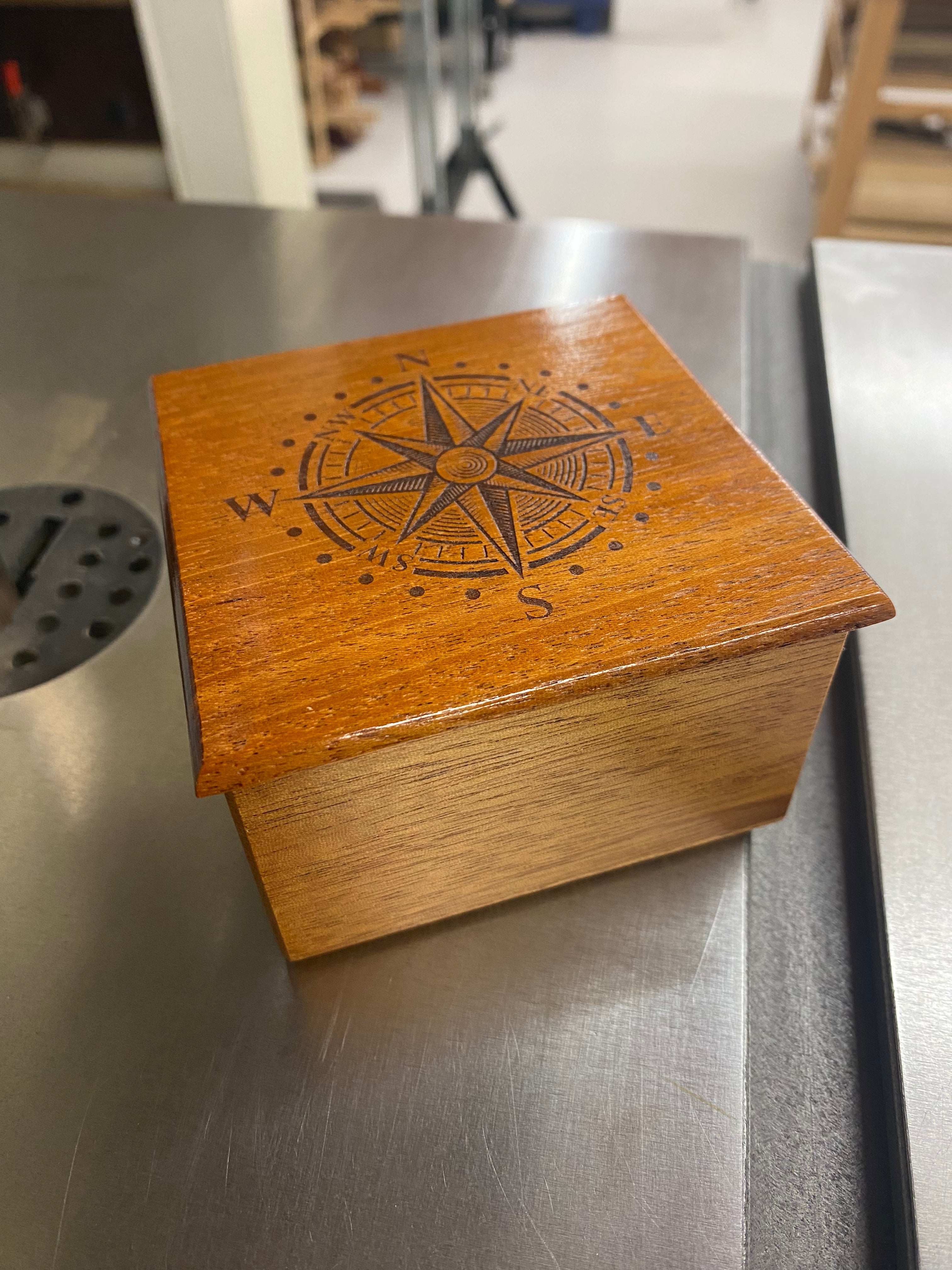 4 Directions – Nedeljko Woodworks