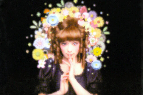 ニアレコでは「勝訴ストリップ」などの椎名林檎さんのレコードを高額