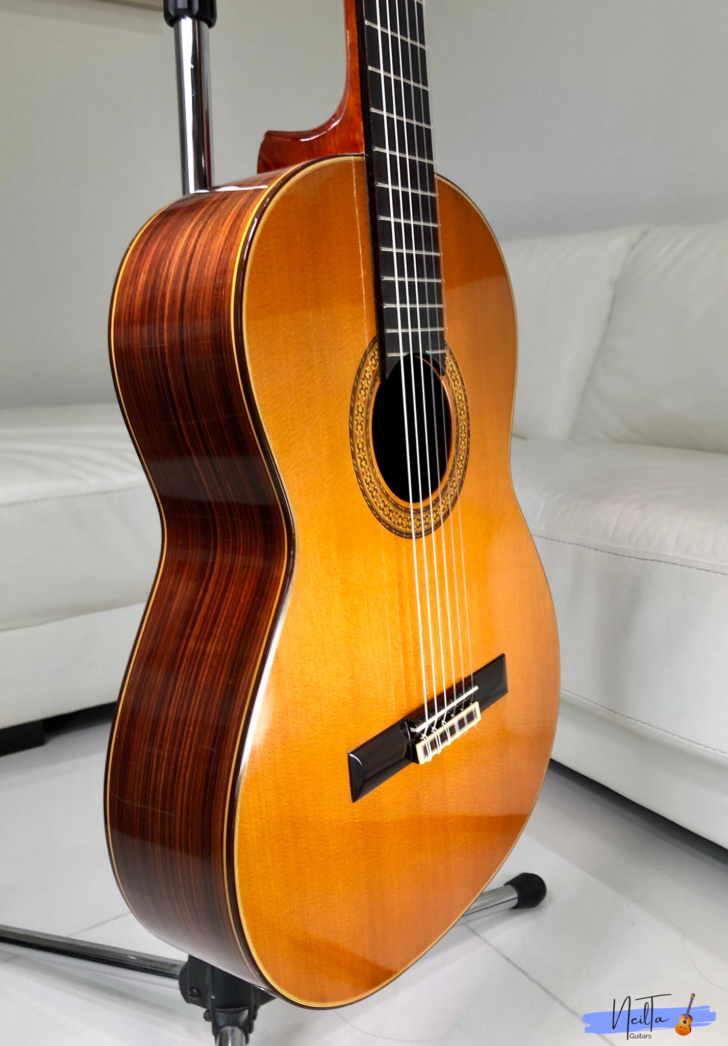 Ryoji Matsuoka M30 Handmade Classical Guitar (1986) – Neil Ta Music