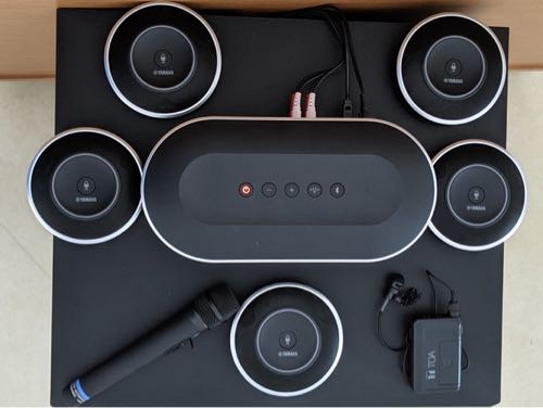 ある工場の情シスの会議室 Web 会議対応 〜YAMAHA スピーカーマイクは