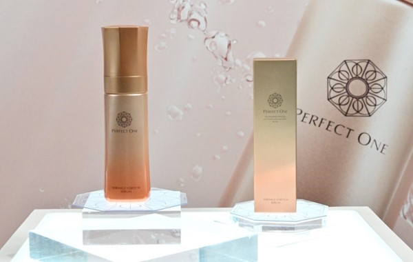 新日本製薬が売上50億円をめざすスキンケア商品とは？ アンバサダーに