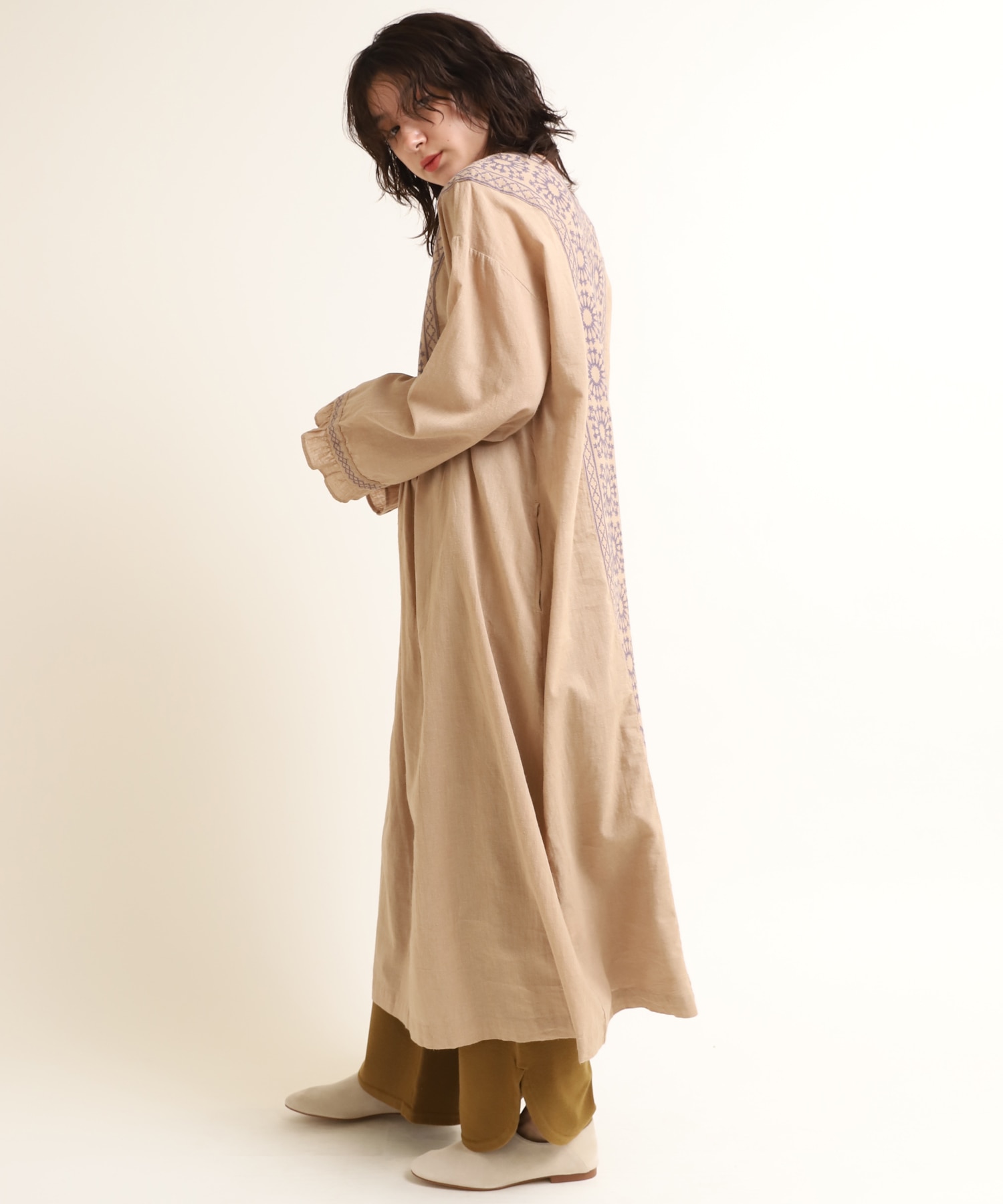 D1534 モロッコ風クロスステッチワンピース(M キナリ): ワンピース