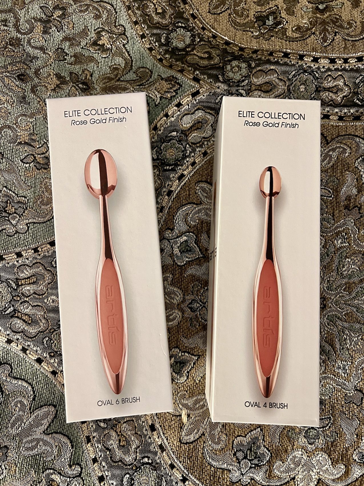 My New Artis Rose Gold Brushes from the 260 Sample Sale | Never