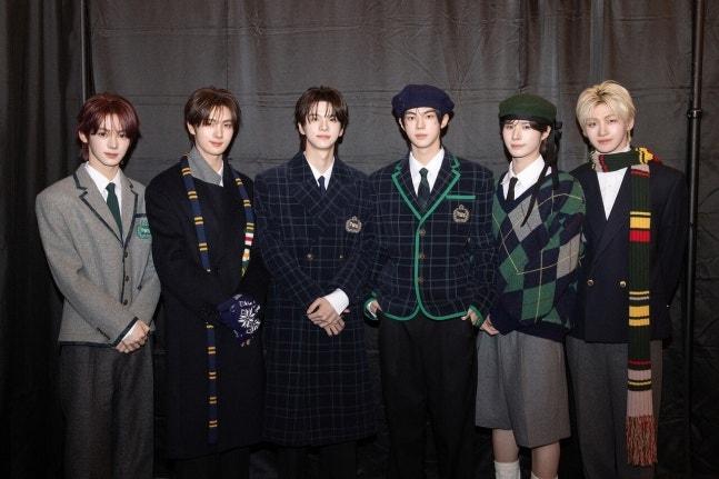 TWS、可愛すぎる愛嬌＆ダンスブレイクまで！「SBS歌謡大典」のステージ