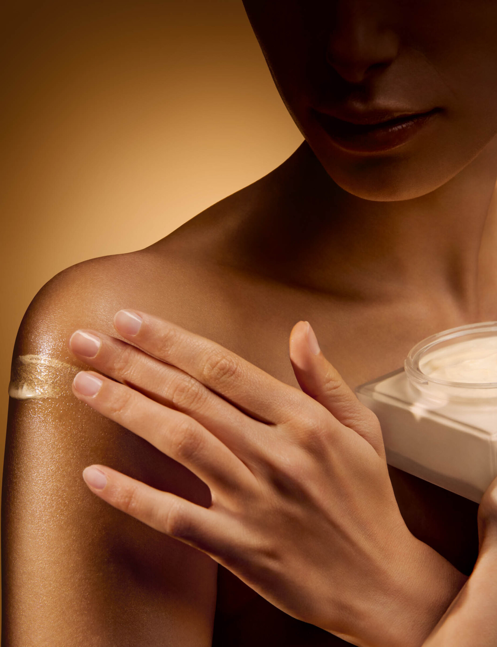 シャネルのフレグランス「ガブリエル シャネル」から限定品のボディ