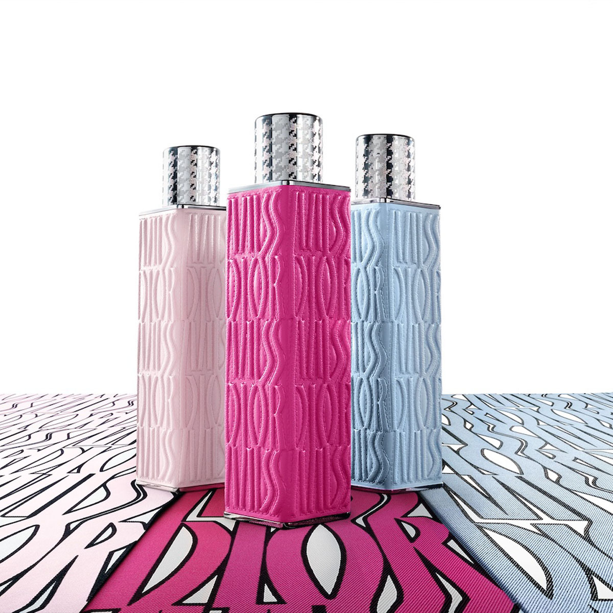 ディオール」“ミス ディオール”のスティックフレグランスに3種の限定