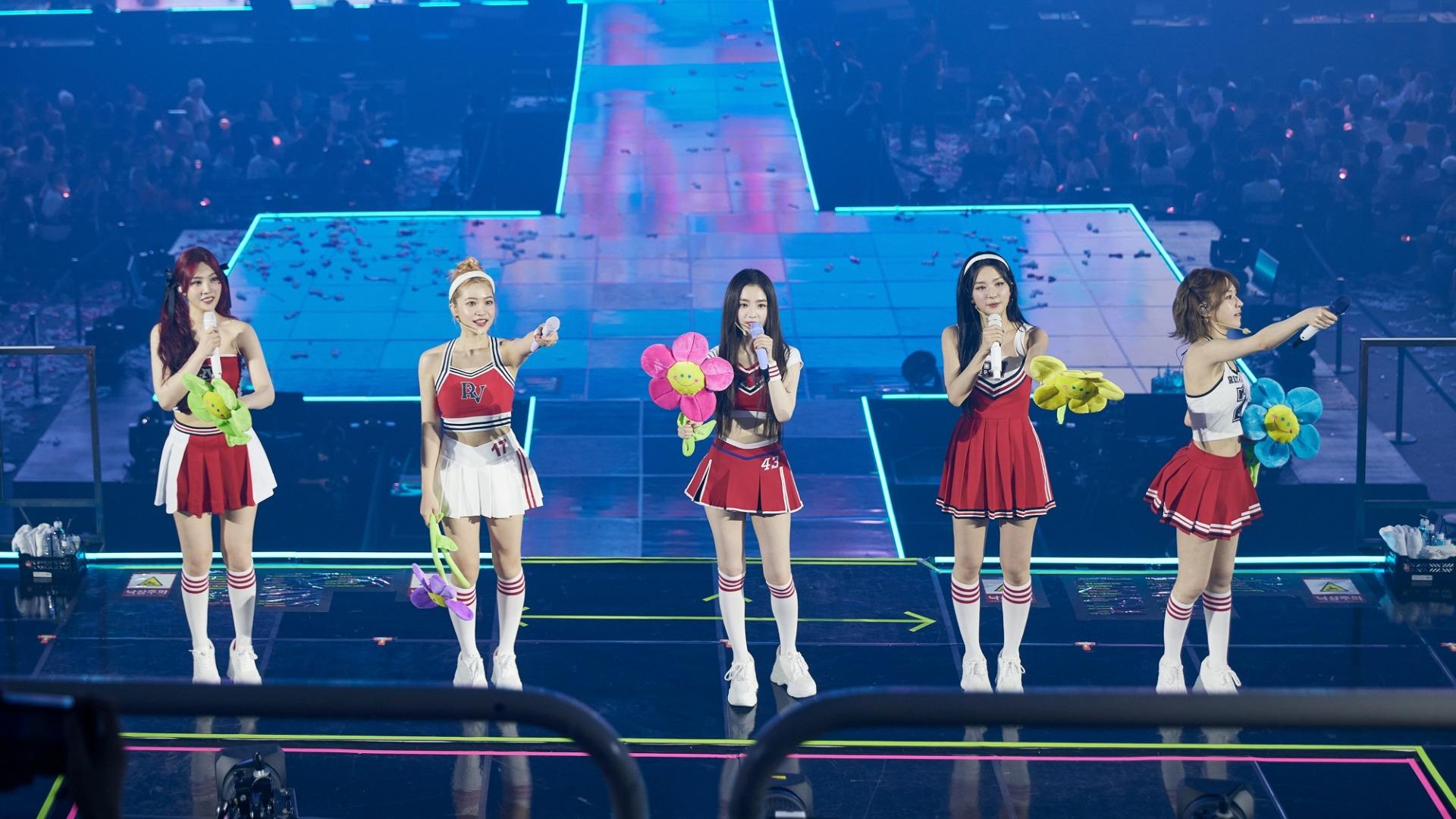 Red Velvet ソウル公演が大盛り上がり！ 10年間の名曲披露「ファンの愛