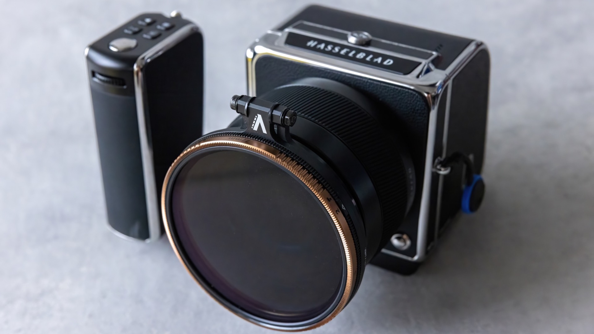 最小最軽量！中判ミラーレス一眼使い倒すなら断然Hasselblad 907Xが