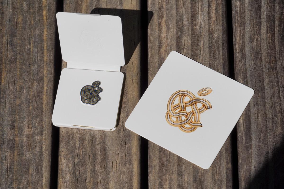 Apple 銀座」リニューアルオープンで無料配布されるノベルティの中身が