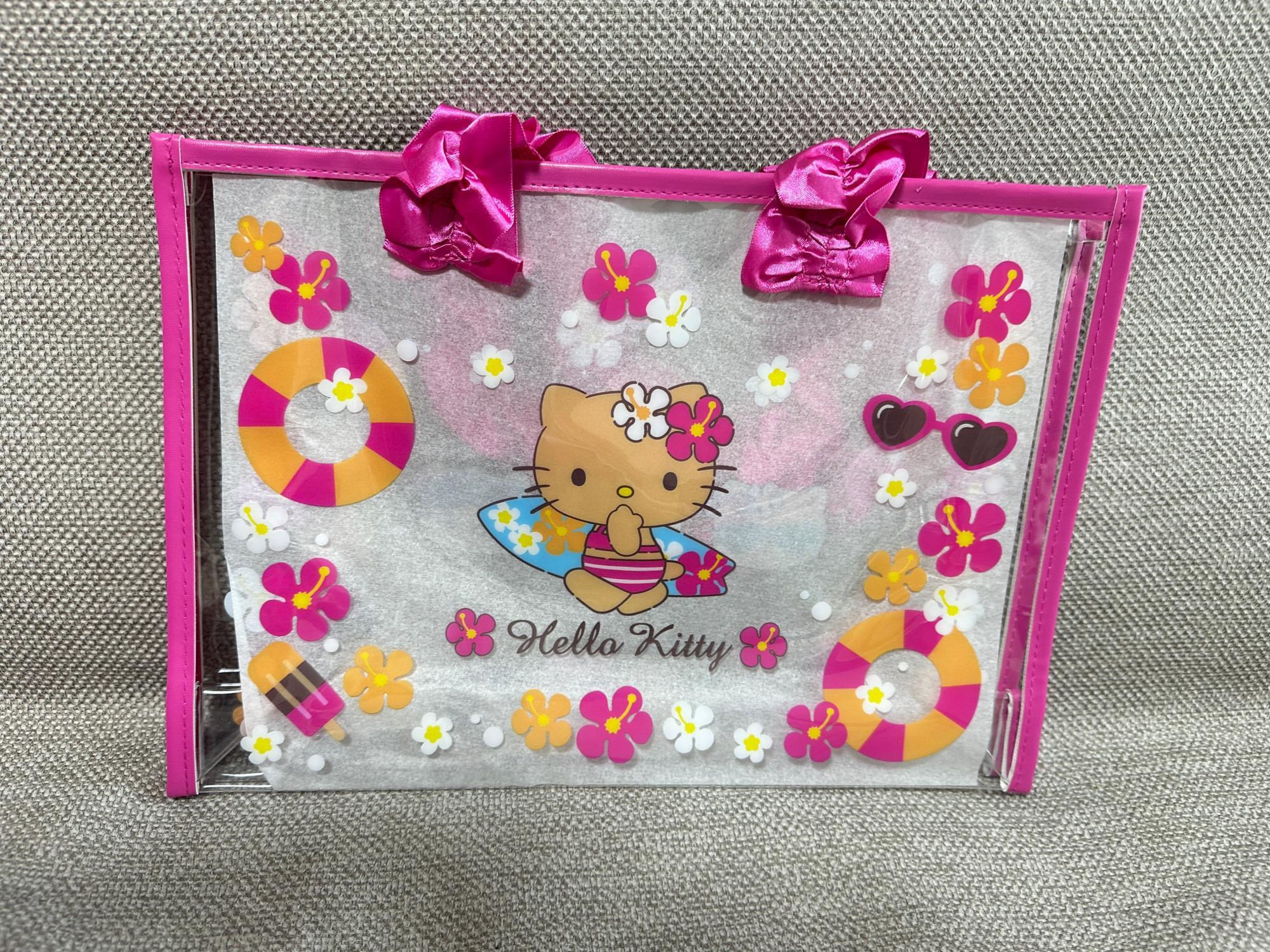 ハローキティ】ファミマで買える！サンリオ当たりくじの日焼けキティ