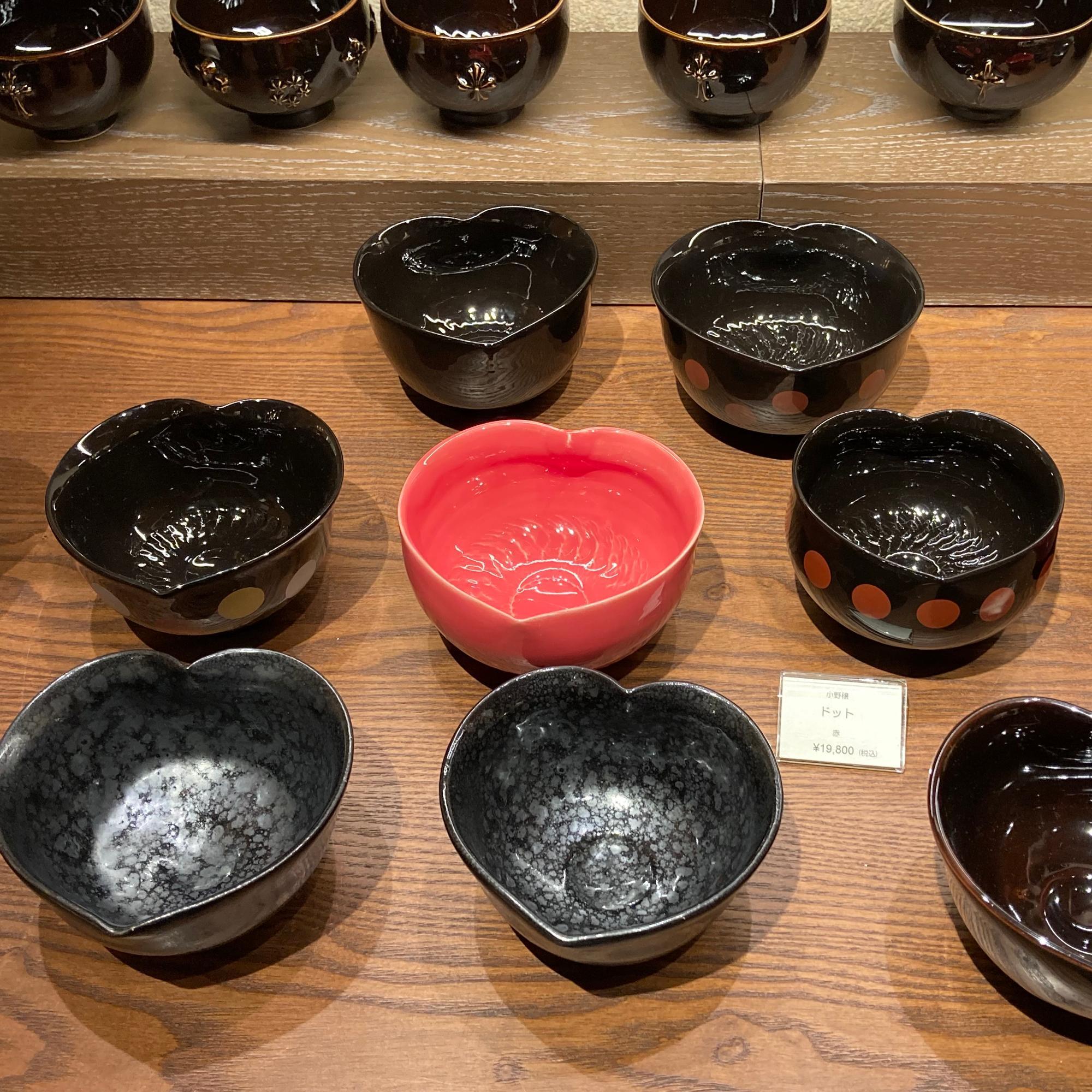 ハート型がかわいい！世界初の究極の抹茶茶碗！抹茶入りの釉薬を使った