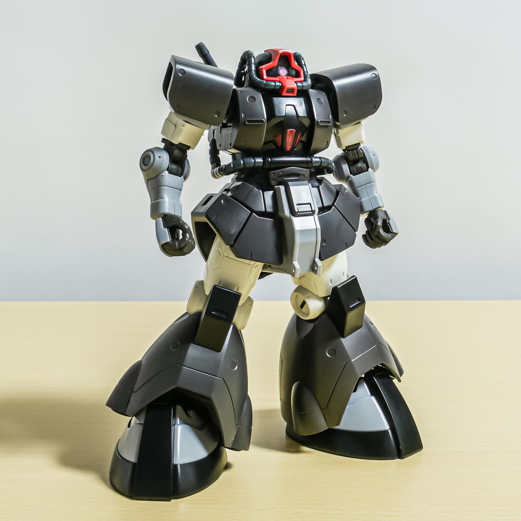 4月再販】昔はスマートだった？ザクとグフの面影があるドム試作実験機