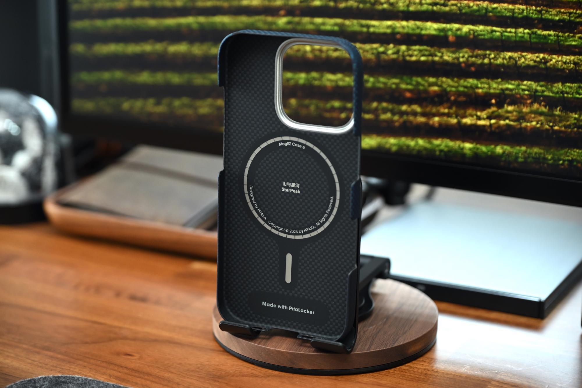 おしゃれな極薄軽量 iPhoneケース PITAKA Tactile Woven Case レビュー