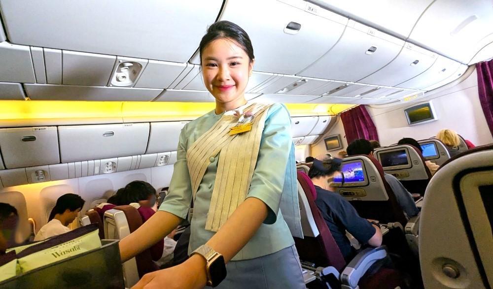タイ国際航空客室乗務員(CA)の制服の秘密！民族衣装の色はどう決める