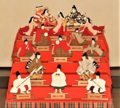 面長の顔と立体感が特徴「松本押絵雛」知事指定の伝統的工芸品の