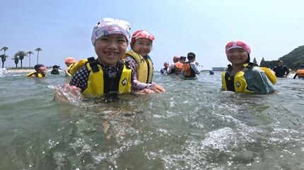 田ノ浦ビーチで海開き 子どもたちの歓声響く 大分 | 大分のニュース