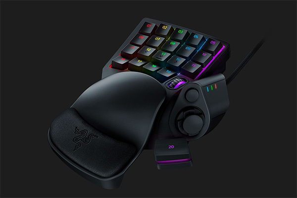 Razer、8方向サムパッドを備えた左手用ゲーミングデバイス「Tartarus