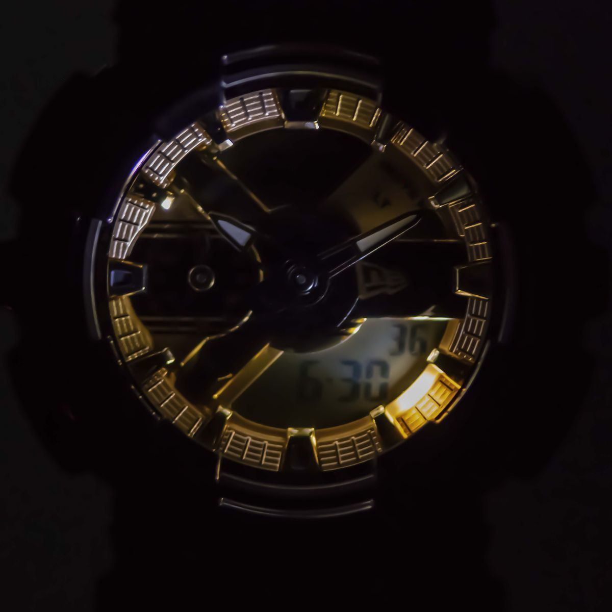 G-SHOCK×ニューエラ、人気のビッグケース「GA-110」コラボモデル