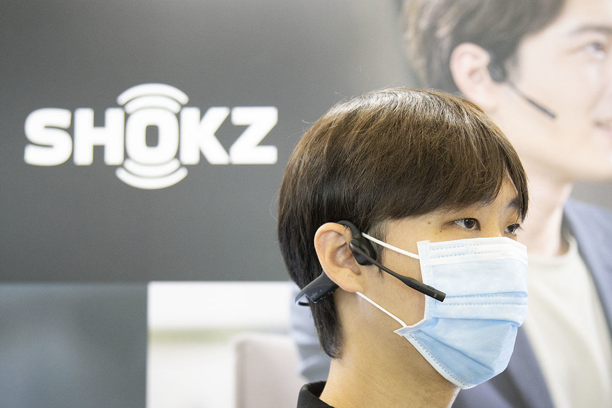 Shokz骨伝導ヘッドセットに使い勝手強化の新機種「OpenComm 2 UC