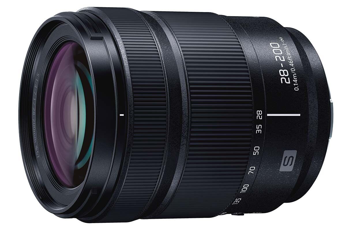 驚くほど小さい高倍率ズーム「LUMIX S 28-200mm F4-7.1 MACRO O.I.S.