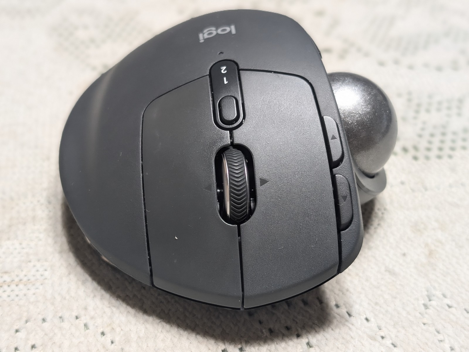 MX ERGO Sレビュー - ロジクール定番トラックボールマウスが静音＆USB