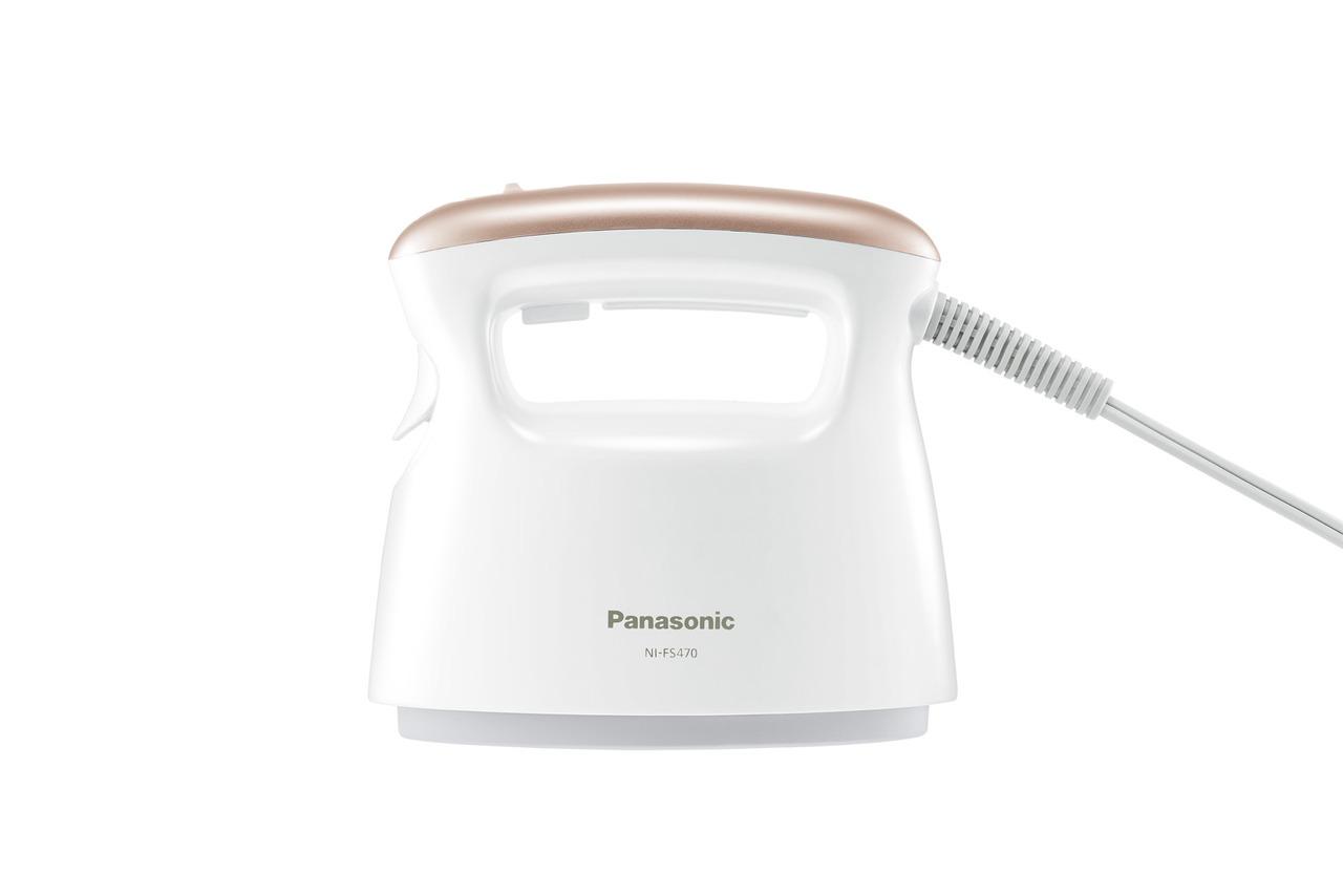 ハンガーにかけたままでシワが取れるパナソニック「衣類スチーマー