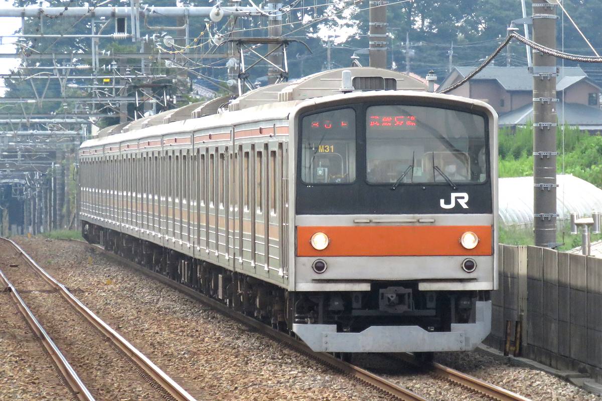 武蔵野線「205系」残りわずか 国鉄末期のステンレス電車、引退車両は