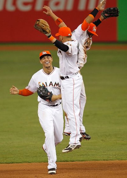 Marlins Debut New Orange Cap with Home Uniform – SportsLogos.Net News