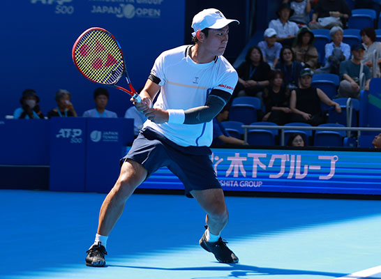 連続写真】西岡良仁のバックハンド① - テニスニュース - テニス365