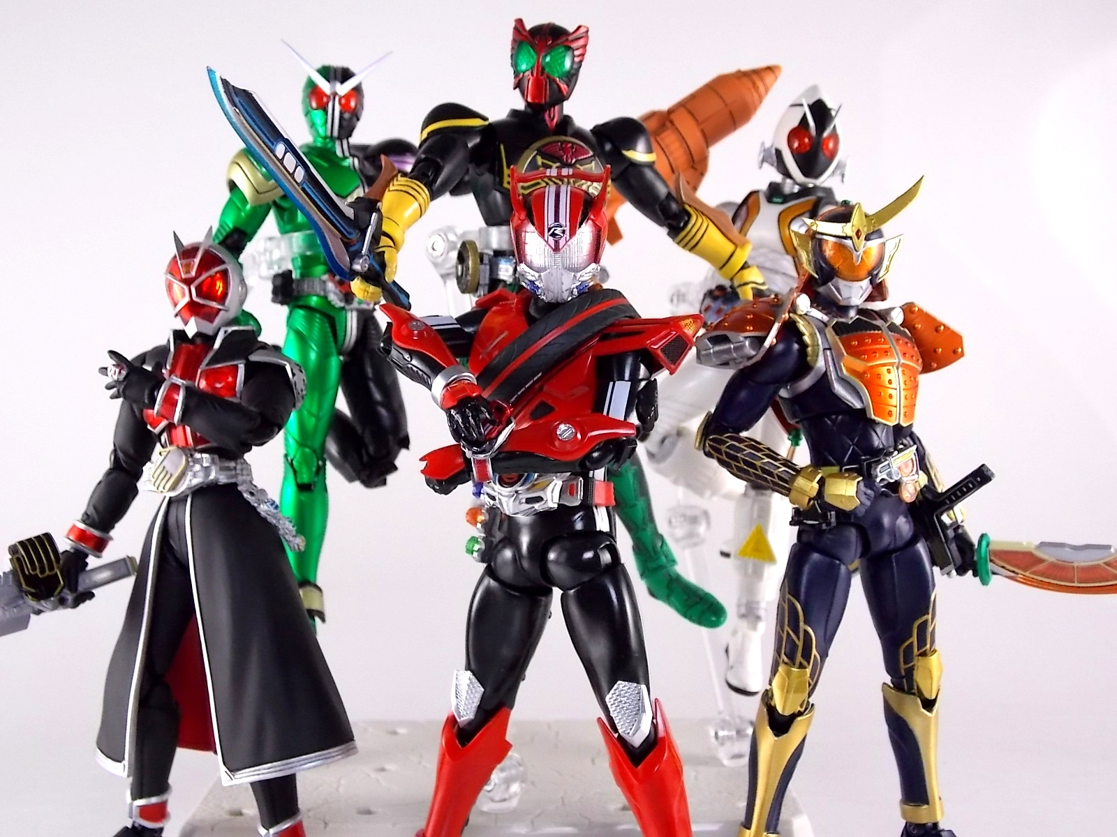S.H. Figuarts Kamen Rider Drive Type Speed & 1st Run Bonus Gallery