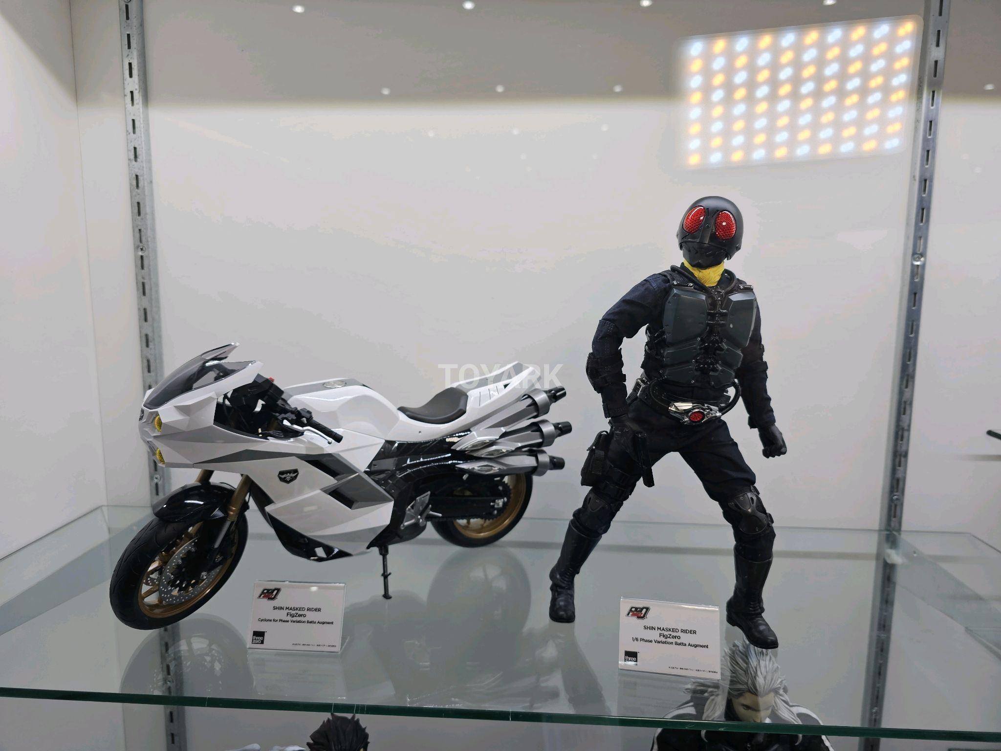 SDCC 2025 - ThreeZero Shin Masked Rider and Cyclone Figure